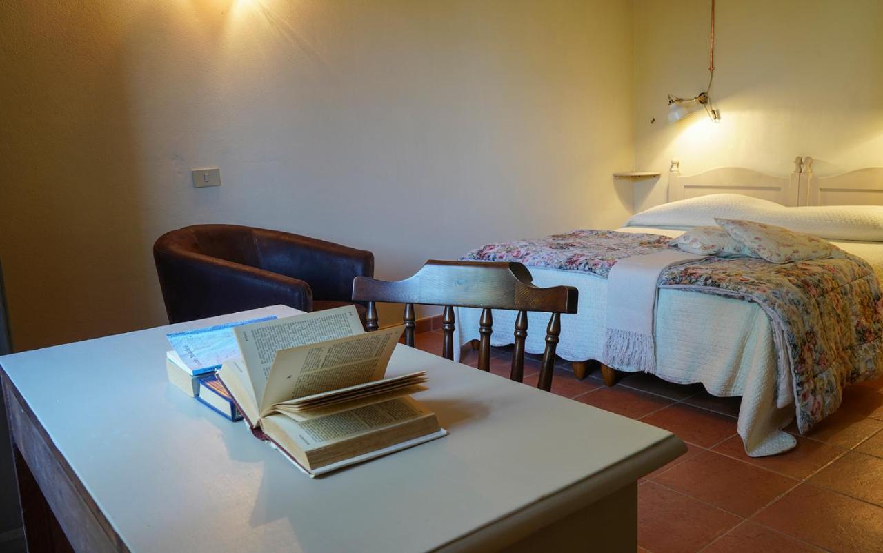 Locanda Degli Alberi Sassetta Extérieur photo